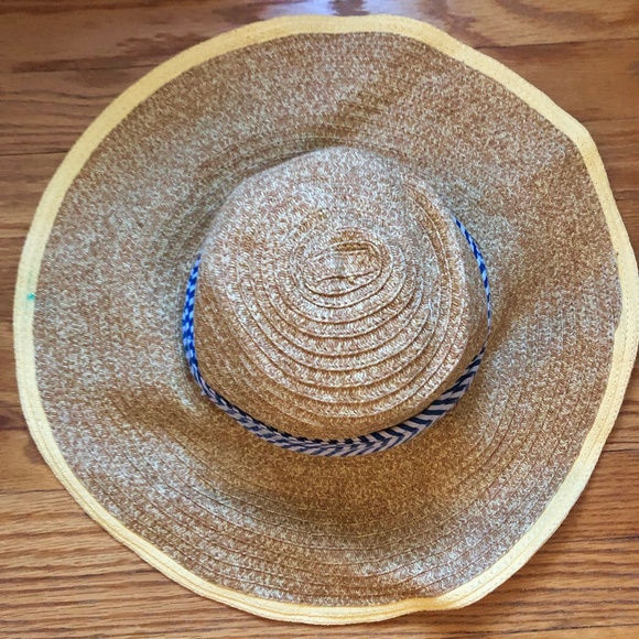 100% Paper Sun Hat w/ Ribbon for Summer Adventures - Picture 2 of 3